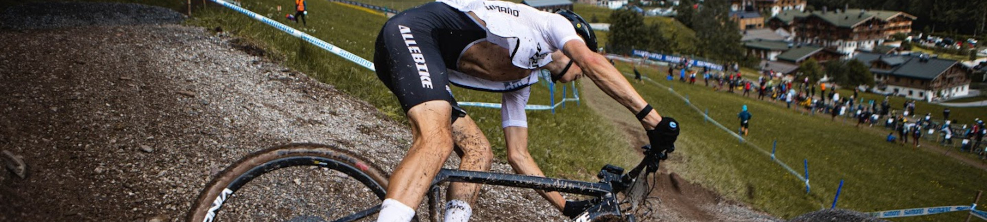 MTB-cyklisten Oscar Lind på en Allebike Majestic med Shimano XTR i MTB-världscupen 