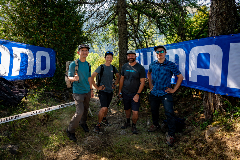 Dans les coulisses de l'équipe Yeti Shimano EP Racing Team