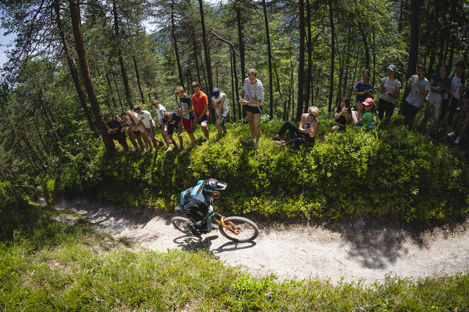 Dans les coulisses de l'équipe Yeti Shimano EP Racing Team