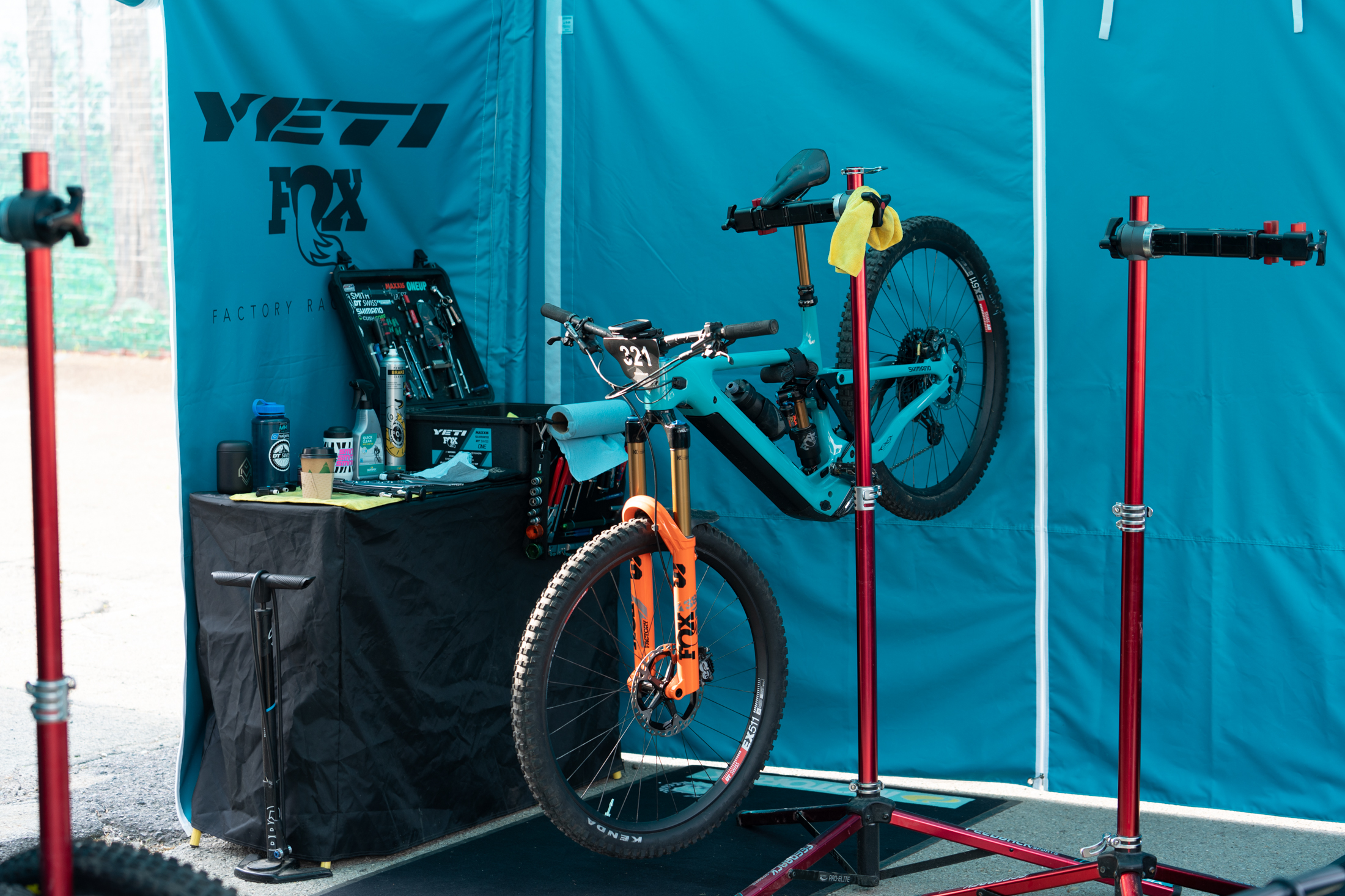 Yeti Shimano EP Racing -tallin kehitystarina – traileri