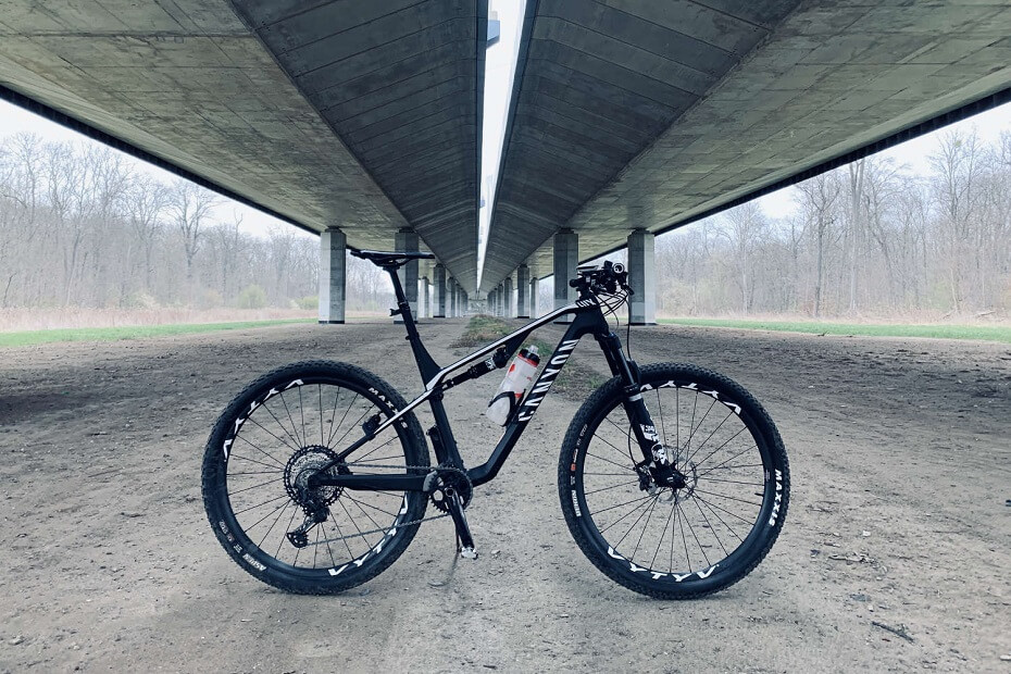 Canyon Lux CF SL 7.0