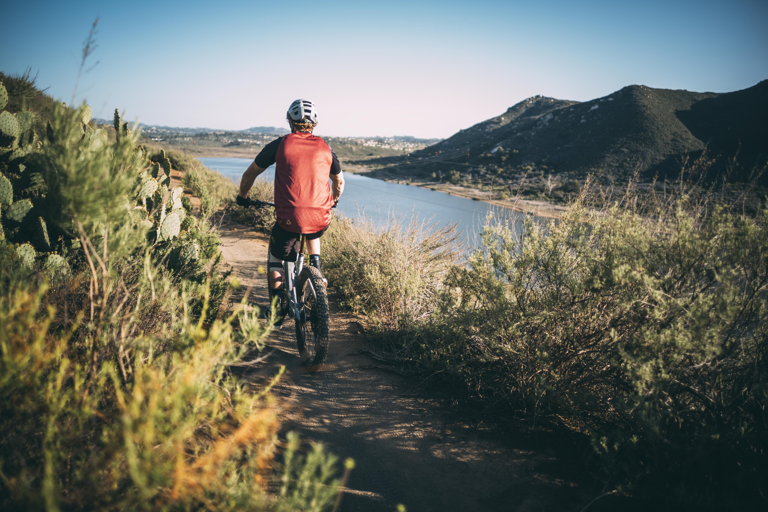 Paul riding his Canyon emtb with shimano EP8 drive unit